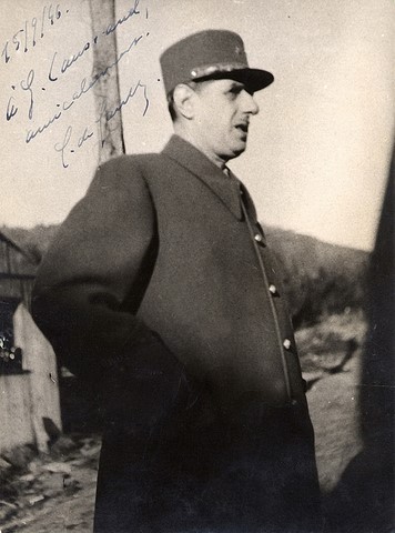 Photo dédicacée du général de Gaulle